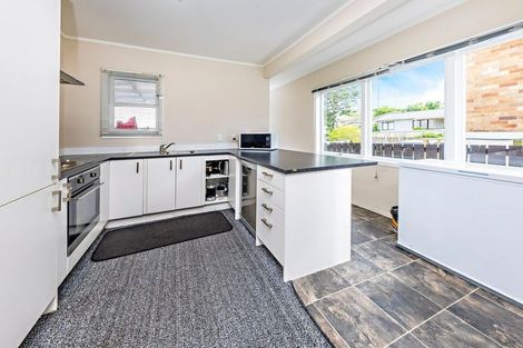 Photo of property in 1/72 Weymouth Road, Manurewa, Auckland, 2102