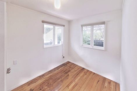 Photo of property in 1/4 Mickle Street, Te Atatu South, Auckland, 0610