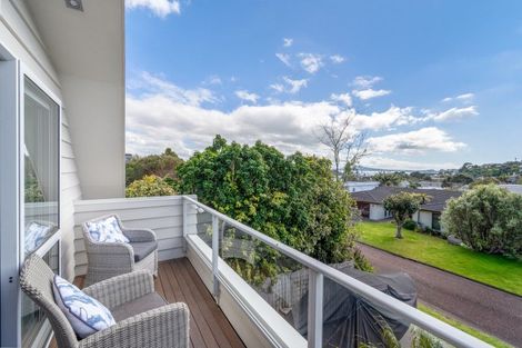 Photo of property in 25 Endymion Place, Half Moon Bay, Auckland, 2012