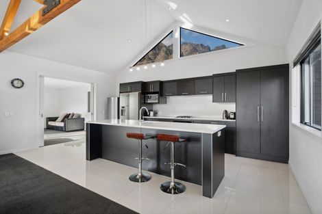 Photo of property in 15 Mckellar Drive, Jacks Point, Queenstown, 9371