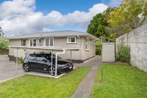 Photo of property in 1/14 Ozich Avenue, Te Atatu South, Auckland, 0610