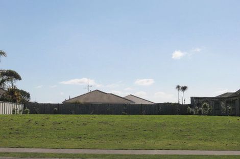 Photo of property in 48 Palm Beach Boulevard, Papamoa Beach, Papamoa, 3118