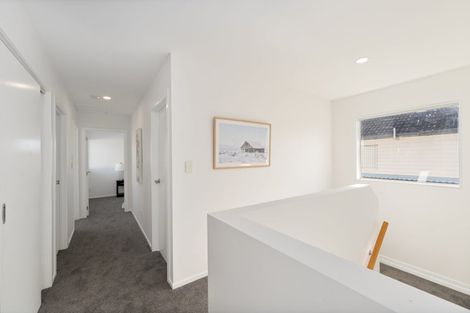 Photo of property in 7 Merlot Way, Te Atatu South, Auckland, 0610