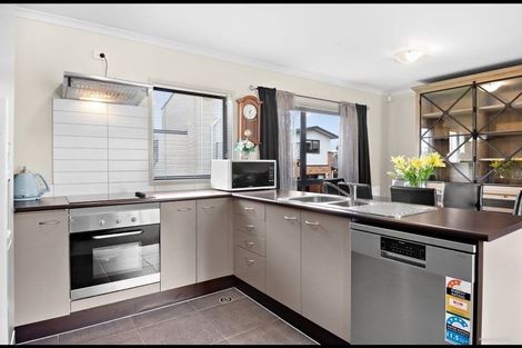 Photo of property in St Claire Village, 44/172 Mcleod Road, Te Atatu South, Auckland, 0610