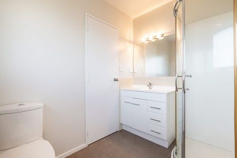 Photo of property in 181 Carlisle Road, Northcross, Auckland, 0632