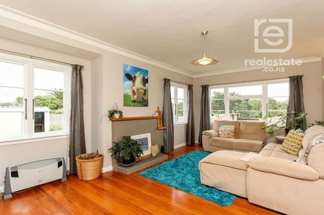 Photo of property in 3 Ngaio Street, Strandon, New Plymouth, 4312