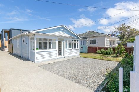 Photo of property in 26 Byron Street, Miramar, Wellington, 6022