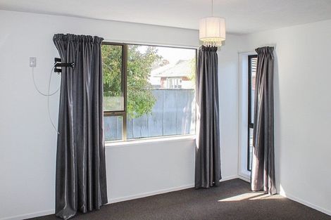 Photo of property in 11 Manor Place, Bryndwr, Christchurch, 8053