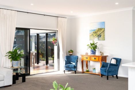 Photo of property in 10 Ruahine Road, Poraiti, Napier, 4112