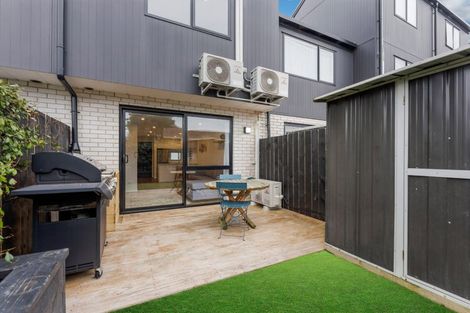 Photo of property in 12 Bei Road, Papakura, 2110