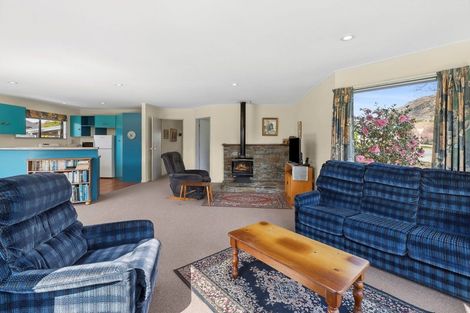 Photo of property in 26 Meadowstone Drive, Wanaka, 9305