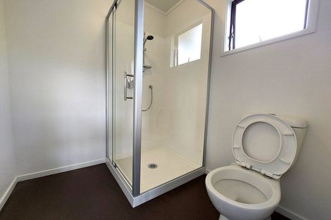 Photo of property in 19 Coroglen Avenue, Birkenhead, Auckland, 0626