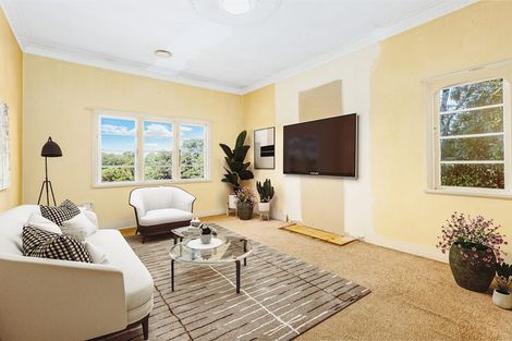 Photo of property in 1/71 Garden Road, Northland, Wellington, 6012