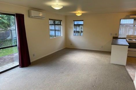Photo of property in 4 Marine Parade, Mount Maunganui, 3116