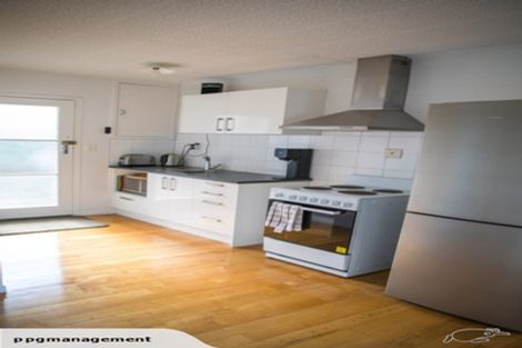 Photo of property in 1/11 Liston Street, Northcote, Auckland, 0627