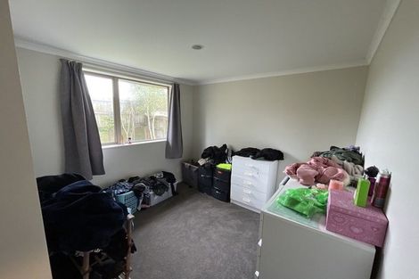 Photo of property in 28 Kathleen Reece Place, Waiuku, 2123