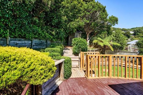 Photo of property in 16 Transom Close, Whitby, Porirua, 5024