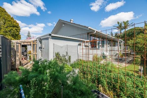 Photo of property in 39 Solar Road, Glen Eden, Auckland, 0602