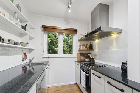 Photo of property in 261 Titirangi Road, Titirangi, Auckland, 0604