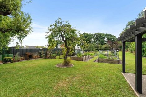 Photo of property in 124 West Street, Greytown, 5712