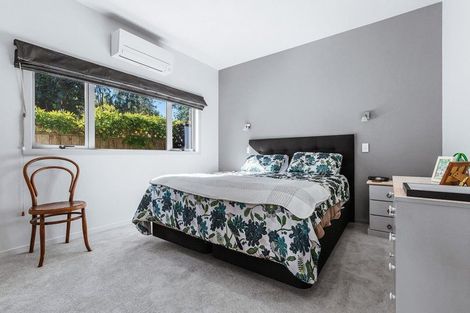 Photo of property in 15 Parata Street, Two Mile Bay, Taupo, 3330