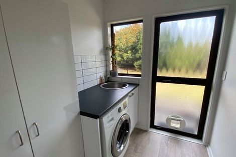 Photo of property in 75 Mazengarb Road, Paraparaumu Beach, Paraparaumu, 5032