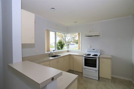 Photo of property in 77 Ariel Street, Stratford, 4332