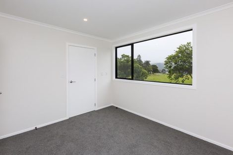 Photo of property in 2 Raeble Walkington Lane, Wallaceville, Upper Hutt, 5018