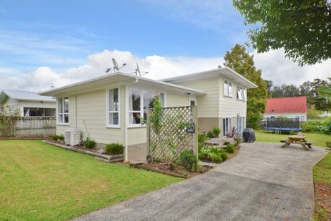 Photo of property in 4 Cresta Place, Onerahi, Whangarei, 0110