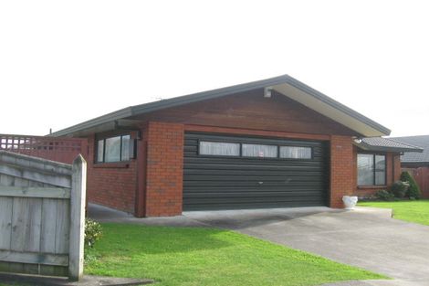 Photo of property in 107 Summerhill Drive, Fitzherbert, Palmerston North, 4410