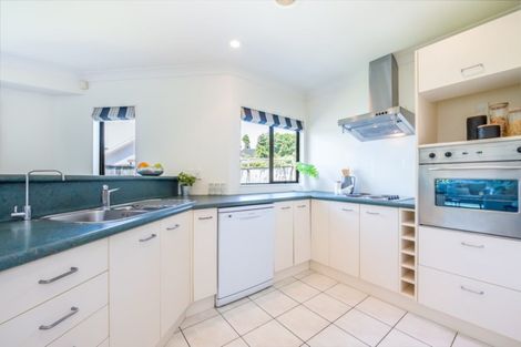 Photo of property in 942 High Street, Avalon, Lower Hutt, 5011