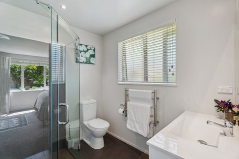 Photo of property in 50 Kelliher Drive, Wanaka, 9305