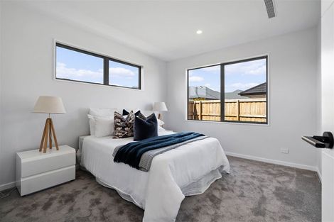 Photo of property in 4 Frank Ernest Crescent, Prebbleton, 7604