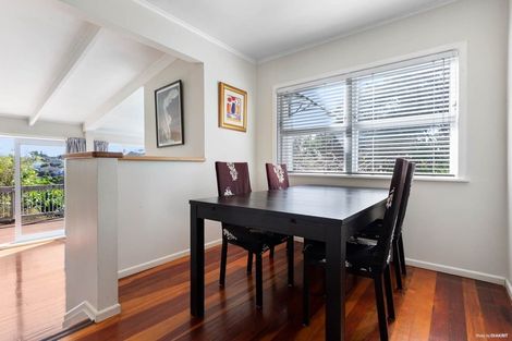 Photo of property in 18 Madison Place, Forrest Hill, Auckland, 0620