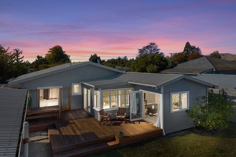 Photo of property in 24 Eltham Road, Blenheim, 7201