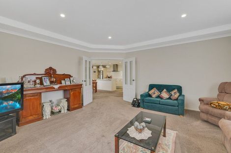 Photo of property in 15 Oak Ridge Drive, Te Awamutu, 3800