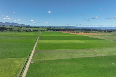 Photo of property in 1678 Kimbolton Road, Cheltenham, Feilding, 4777