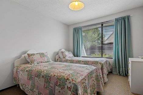 Photo of property in 57 Karnak Crescent, Russley, Christchurch, 8042