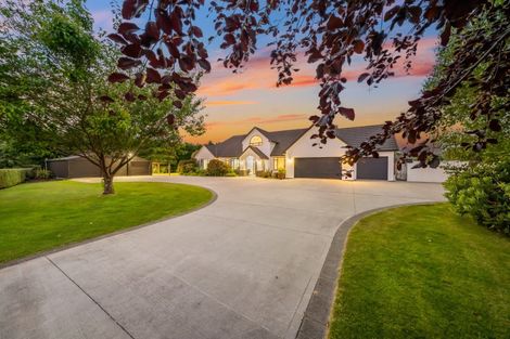 Photo of property in 30 Emerald Hill Drive, Birchville, Upper Hutt, 5018