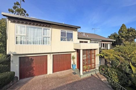 Photo of property in 8 Langstone Place, Chatswood, Auckland, 0626
