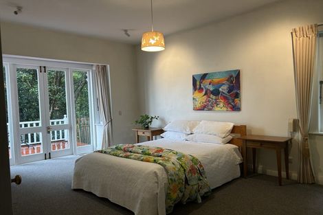 Photo of property in 2/1 Wilkinson Street, Oriental Bay, Wellington, 6011