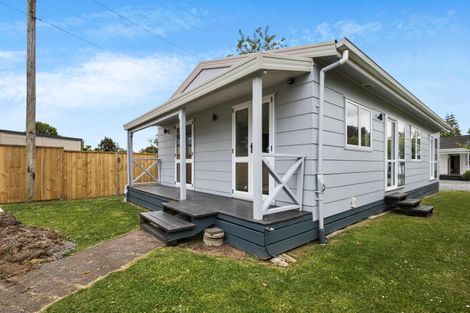 Photo of property in 53 Hamilton Road, Cambridge, 3434