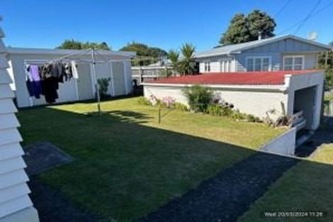 Photo of property in 7a Blenheim Place, Vogeltown, New Plymouth, 4310