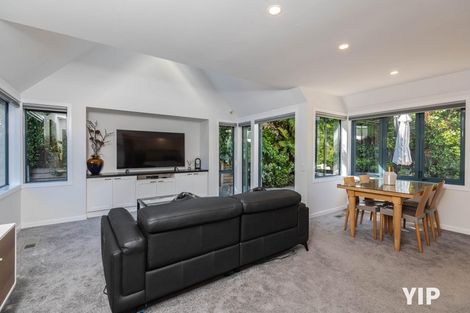 Photo of property in 17a Simla Crescent, Khandallah, Wellington, 6035