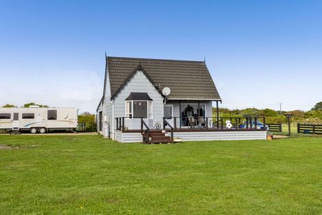 Photo of property in 239 Whakamara Road, Manutahi, Hawera, 4672