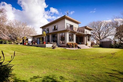 Photo of property in 214 Mataro Road, Onaero, Urenui, 4375