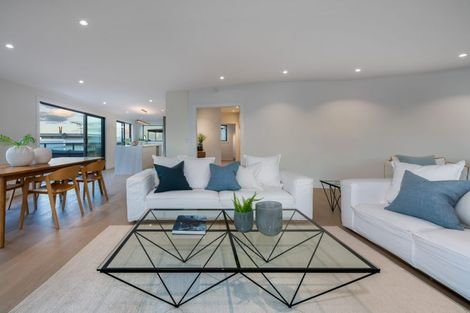 Photo of property in 2/67 Castor Bay Road, Castor Bay, Auckland, 0620