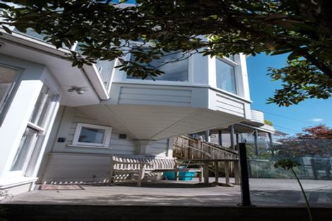 Photo of property in 32 Talavera Terrace, Kelburn, Wellington, 6012