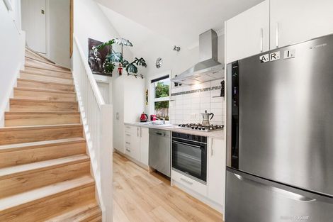 Photo of property in 9a Seine Street, Island Bay, Wellington, 6023