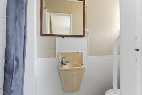 Photo of property in 7 Rogers Street, Castlecliff, Whanganui, 4501